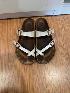 Birkenstock Mayari Regular Fit size 10/42 unisex